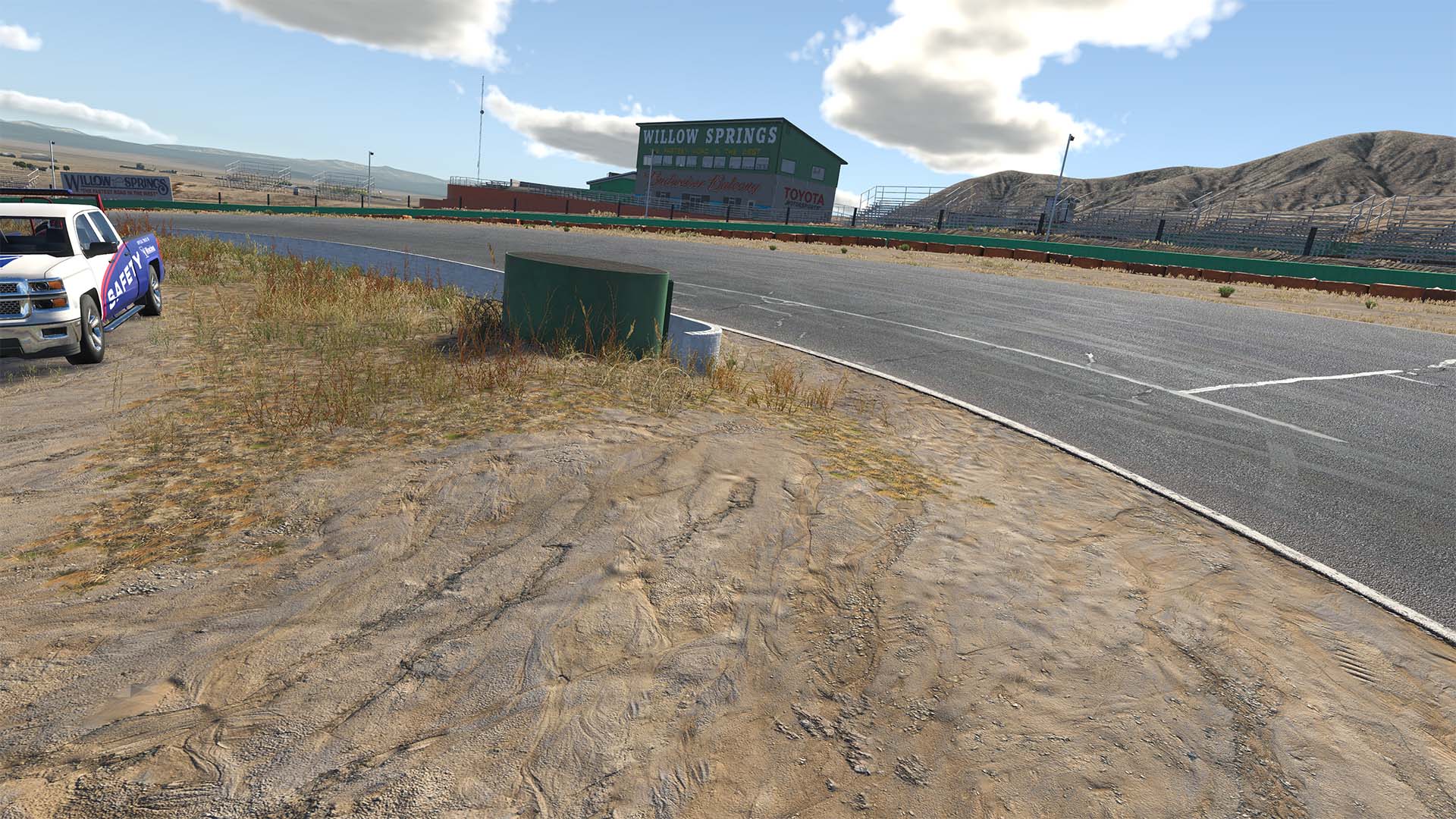 Willow Springs International Raceway circuit view 4